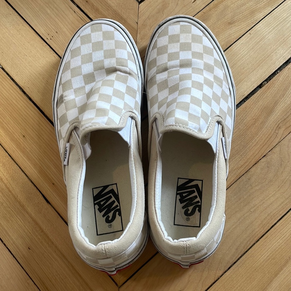 Flat vans checkered sneakers
